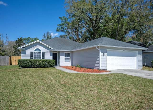 Property at 7267 Longhorn Cir N, Jacksonville, FL 32244, 4 beds, 2 baths