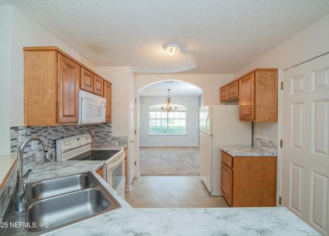 Property at 2631 Tuscany Glen Dr, Orange Park, FL 32065, 3 beds, 2.5 baths