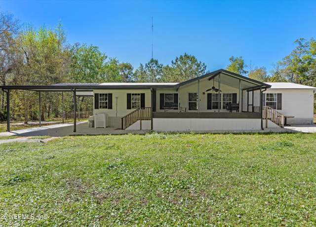 Property at 131 Rogers Ln, Palatka, FL 32177, 3 beds, 2 baths