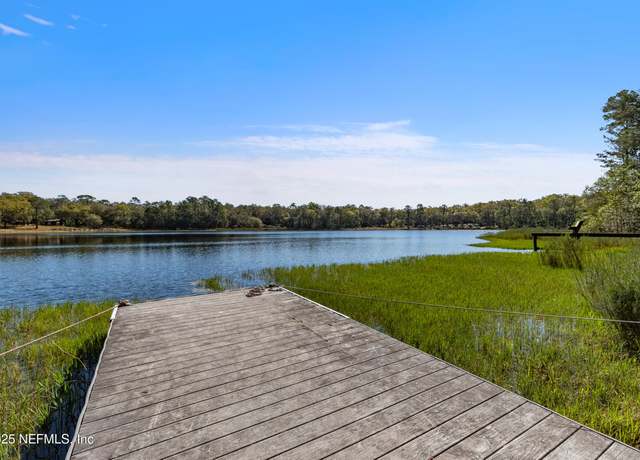 Property at 171 Bass Rd, Hawthorne, FL 32640, 4 beds, 2.5 baths