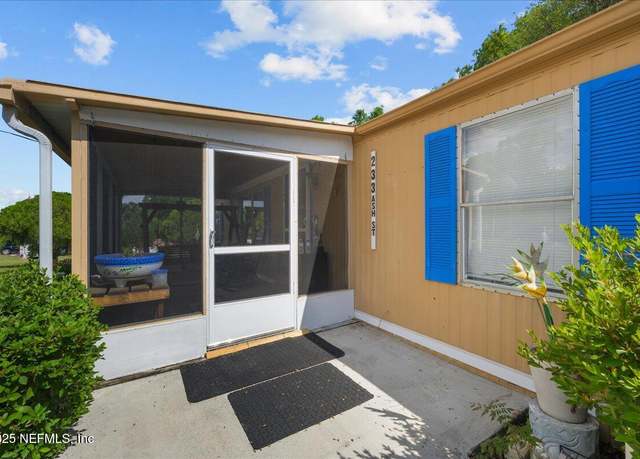 Property at 233 Ash St, Hawthorne, FL 32640, 3 beds, 2 baths