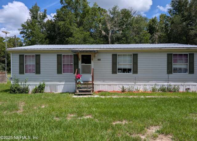 Property at 402 Shirley St, Interlachen, FL 32148, 3 beds, 2 baths