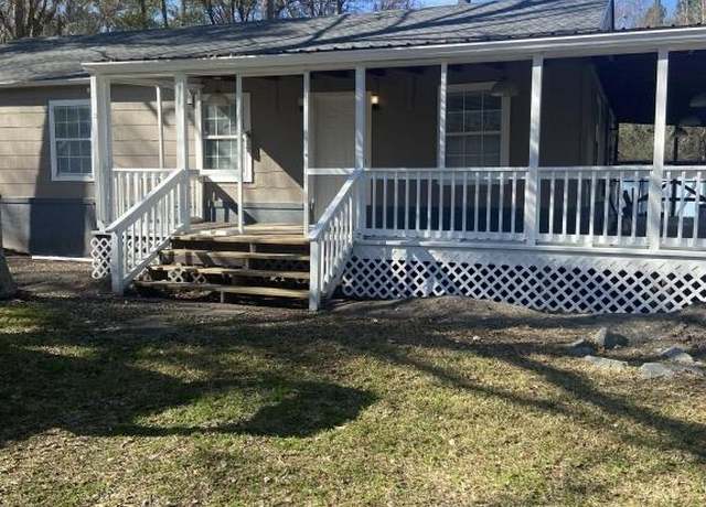 Property at 8068 SE State Road 100, Starke, FL 32091, 3 beds, 2 baths