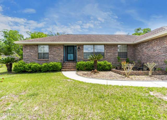 Property at 930 Ironridge Ct, Orange Park, FL 32065, 4 beds, 3 baths
