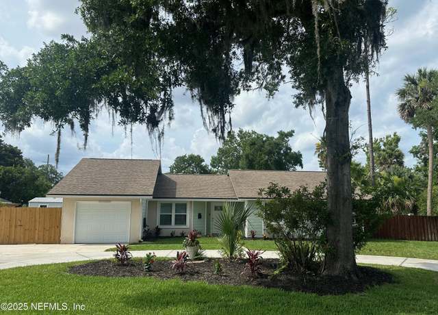Property at 1323 6th Ave N, Jacksonville Beach, FL 32250, 3 beds, 2 baths