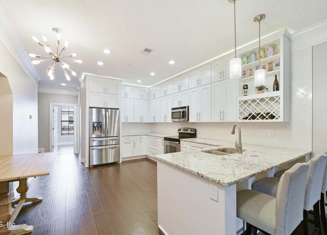 Property at 9823 Tapestry Park Cir #116, Jacksonville, FL 32246, 3 beds, 3 baths