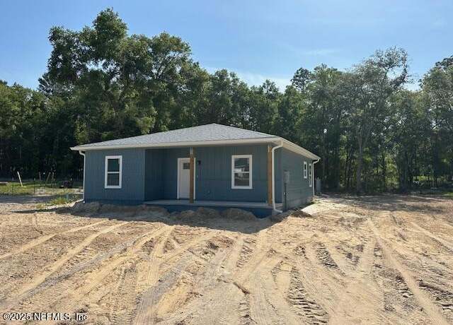 Property at 4385 SE 8th Ave, Melrose, FL 32666, 2 beds, 2 baths