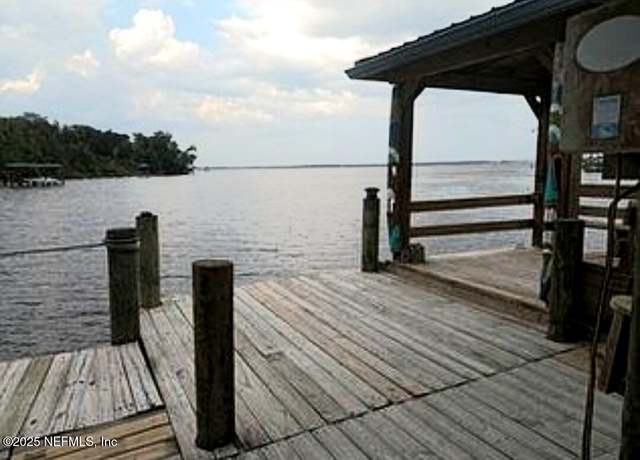 Property at 152 Pioneer Trl, Palatka, FL 32043, 2 baths