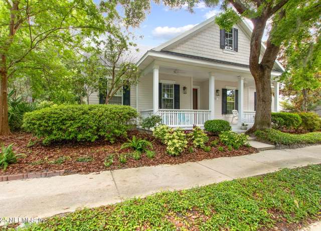 Property at 1885 Floyd St, Fernandina Beach, FL 32034, 4 beds, 2.5 baths