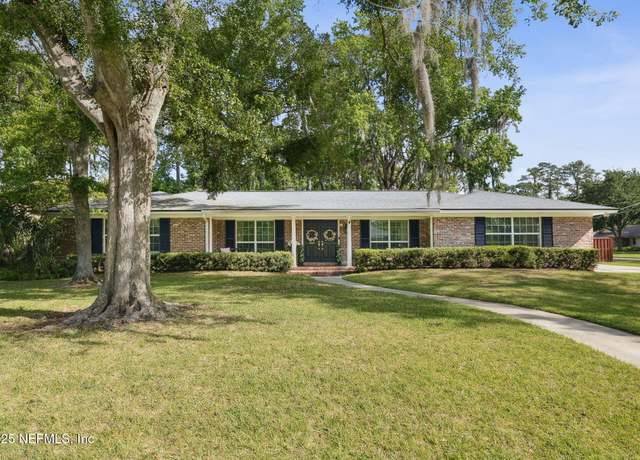 Property at 4605 Long Bow Rd S, Jacksonville, FL 32210, 4 beds, 3 baths