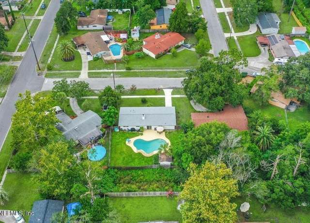 Property at 465 Fox Ln, Orange Park, FL 32073, 3 beds, 2 baths