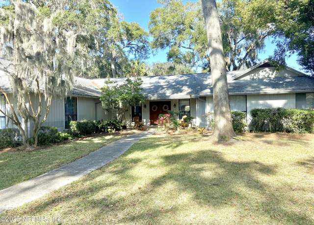 Property at 5467 River Trail Rd S, Jacksonville, FL 32277, 4 beds, 2.5 baths