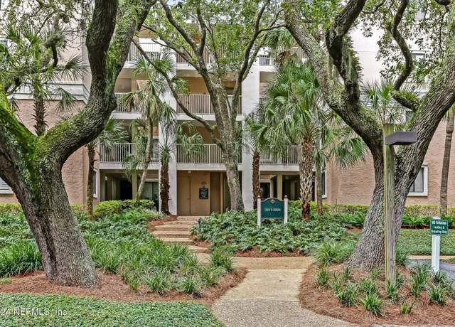 Property at 2016 Beach Wood Rd, Fernandina Beach, FL 32034, 2 beds, 2 baths