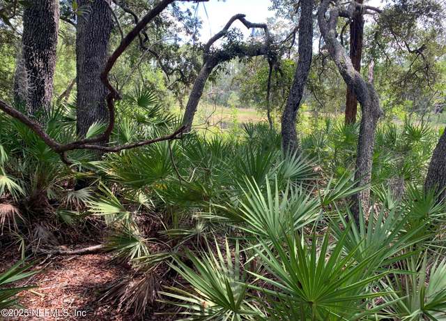 Property at 126 Pecan Ave, Interlachen, FL 32148