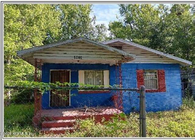 Property at 2013 W 6th St, Jacksonville, FL 32209, 4 beds, 1 bath