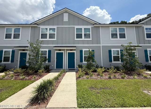 Property at 809 Gate Run Rd, Jacksonville, FL 32211, 2 beds, 2.5 baths