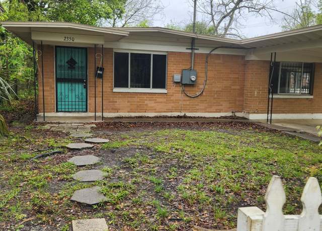 Property at 2350 W 18th St, Jacksonville, FL 32209, 2 beds, 1 bath