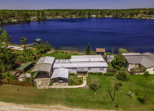 Property at 184 Violet Cir, Interlachen, FL 32148, 2 beds, 2 baths