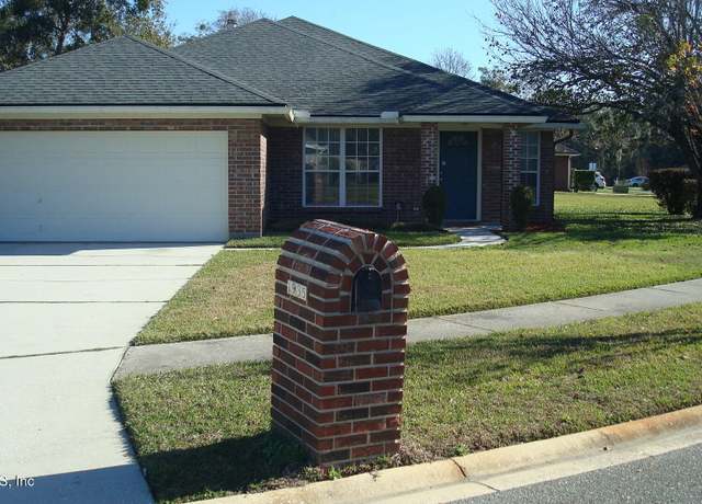 Property at 1935 St George Ct, Middleburg, FL 32068, 3 beds, 2 baths