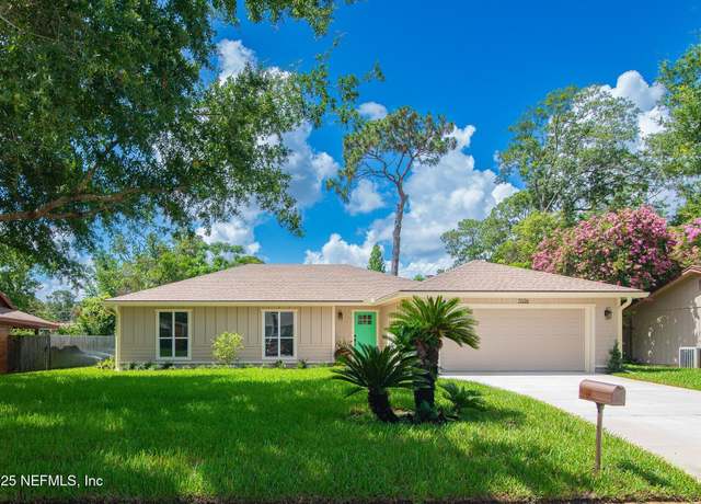 Property at 7038 Holiday Hill Ct, Jacksonville, FL 32216, 3 beds, 2 baths