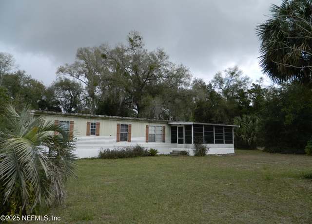Property at 250 Old Hwy 17, Pomona Park, FL 32181, 3 beds, 2 baths