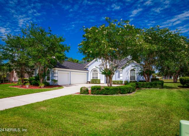 Property at 533 Golden Links Dr, Orange Park, FL 32073, 4 beds, 3 baths