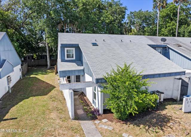 Property at 1220 Bayshore Dr, Jacksonville, FL 32233, 2 beds, 2 baths