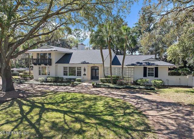 Property at 10142 Windward Way N, Jacksonville, FL 32256, 4 beds, 4.5 baths