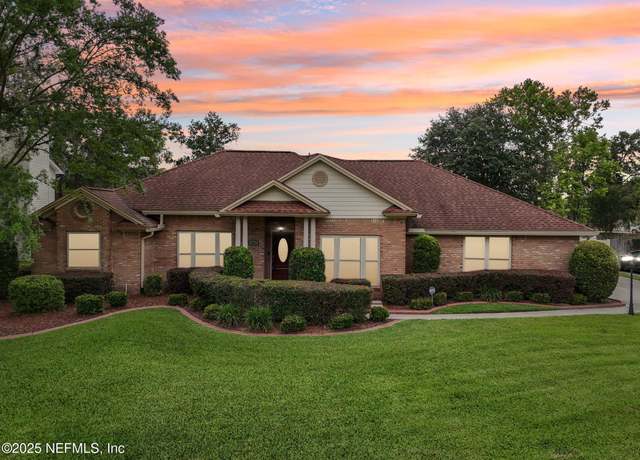Property at 1816 Lakedge Dr, Middleburg, FL 32068, 4 beds, 3 baths