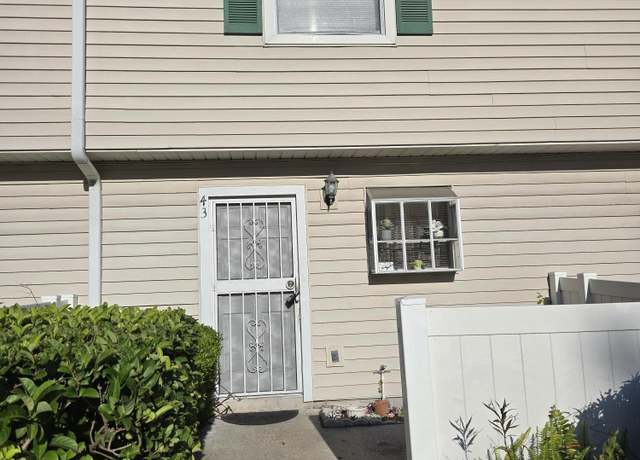 Property at 111 E 1st St #43, Jacksonville, FL 32206, 2 beds, 1.5 baths