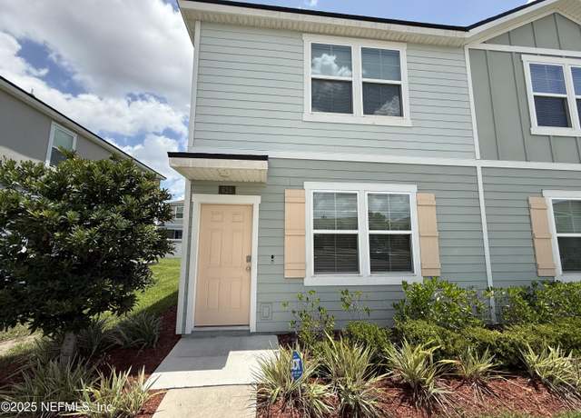 Property at 628 Yellow Oaks Lane Ln, Orange Park, FL 32065, 3 beds, 2.5 baths