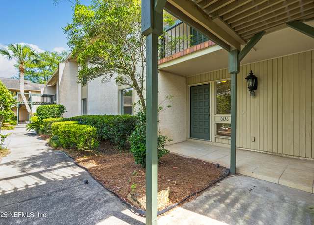 Property at 10136 Leisure Ln N #26, Jacksonville, FL 32256, 3 beds, 2 baths