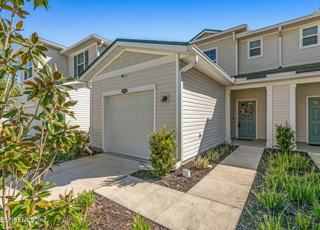 Property at 11972 Calvesta St, Jacksonville, FL 32256, 2 beds, 2.5 baths