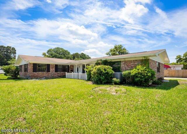 Property at 7904 Bellemeade Blvd S, Jacksonville, FL 32211, 4 beds, 2.5 baths