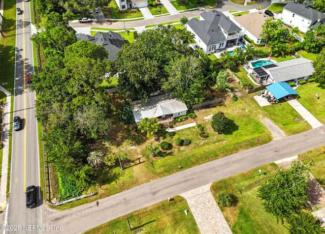 Property at 884 Robin Hood Dr, Fernandina Beach, FL 32034