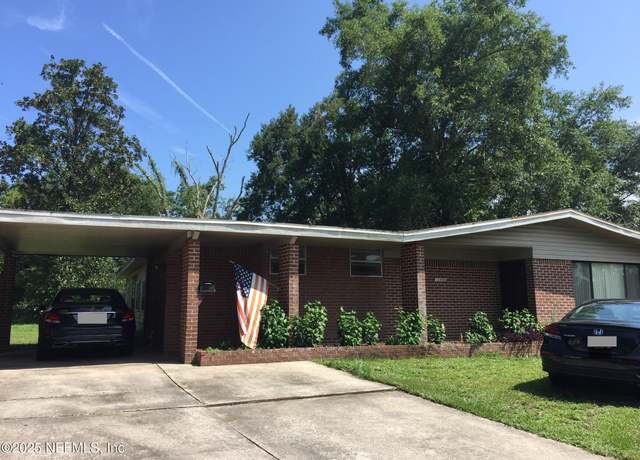 Property at 10996 Indies Dr S, Jacksonville, FL 32246, 3 beds, 2 baths