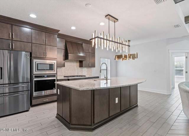 Property at 84 Constance Ln, St. Augustine, FL 32095, 6 beds, 4 baths