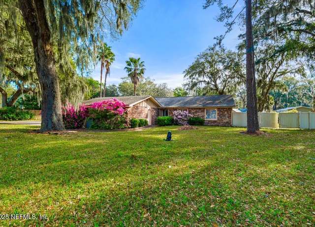 Property at 802 Diane Dr, Fernandina Beach, FL 32034, 3 beds, 2 baths