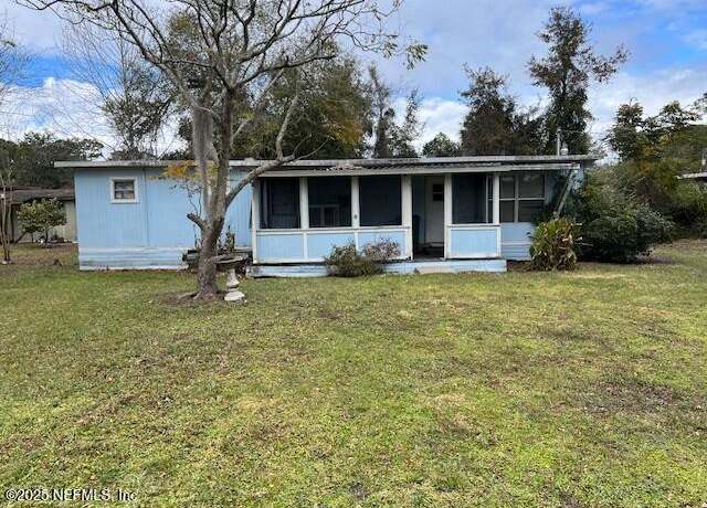 Property at 757 San Mateo Rd, Satsuma, FL 32189, 3 beds, 1 bath