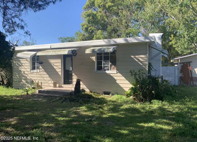 Property at 7823 Berry Ave, Jacksonville, FL 32211, 2 beds, 1 bath