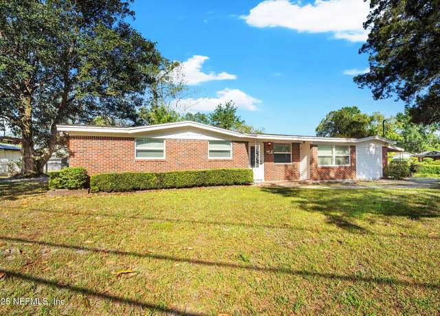 Property at 4906 Chivalry Dr, Jacksonville, FL 32208, 3 beds, 2 baths