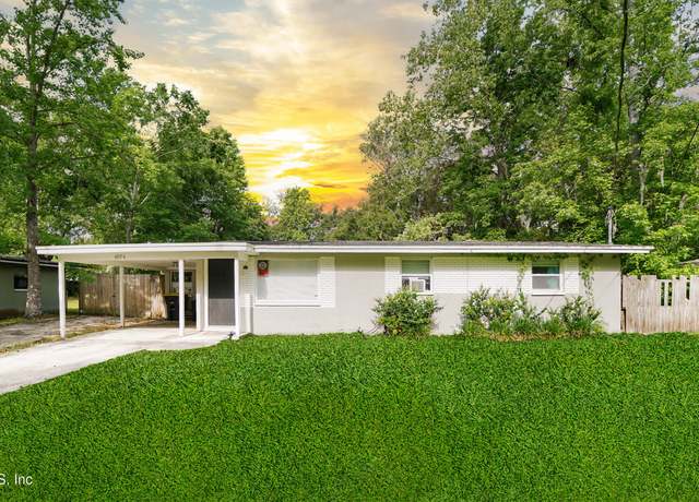 Property at 6056 George Wood Ln, Jacksonville, FL 32244, 3 beds, 2 baths