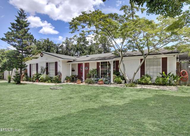 Property at 2741 Birchwood Dr, Orange Park, FL 32073, 4 beds, 2 baths