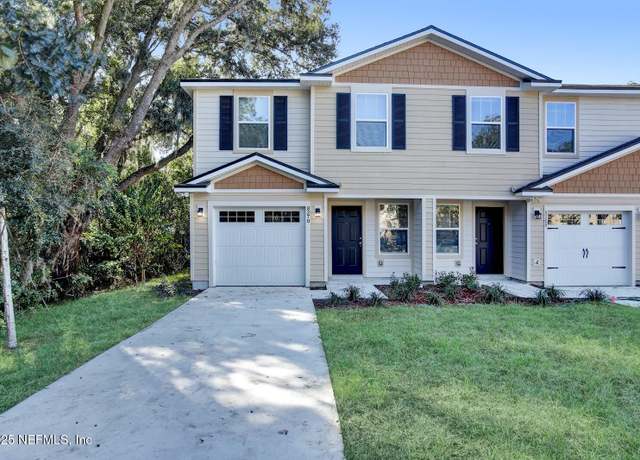 Property at 8270 Halls Hammock Ct, Jacksonville, FL 32244, 4 beds, 2.5 baths