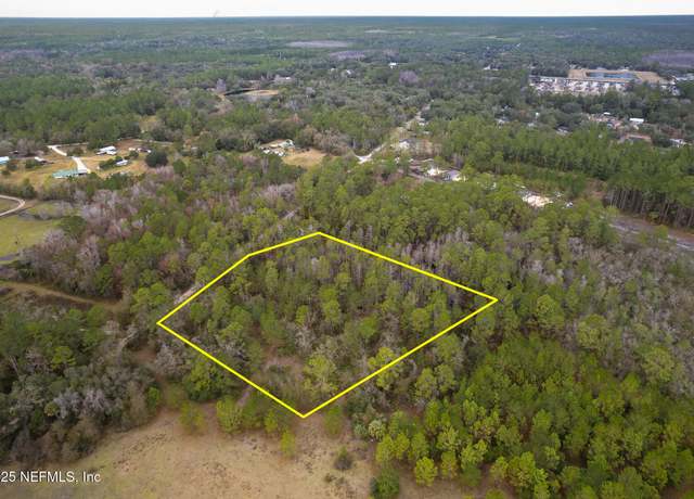 Property at 220 Chesser Rd, Palatka, FL 32177