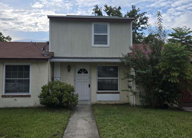 Property at 2634 Gifford Ave #B, Orange Park, FL 32065, 2 beds, 1 bath