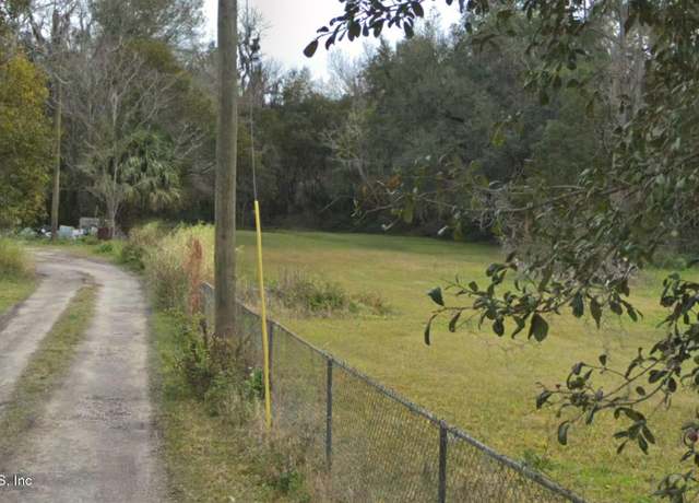 Property at 532 N Washington St, Hastings, FL 32145