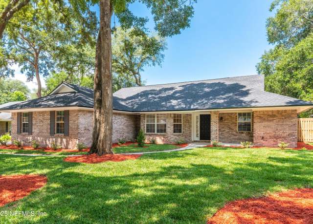 Property at 12172 Dividing Oaks Trl E, Jacksonville, FL 32223, 3 beds, 2 baths