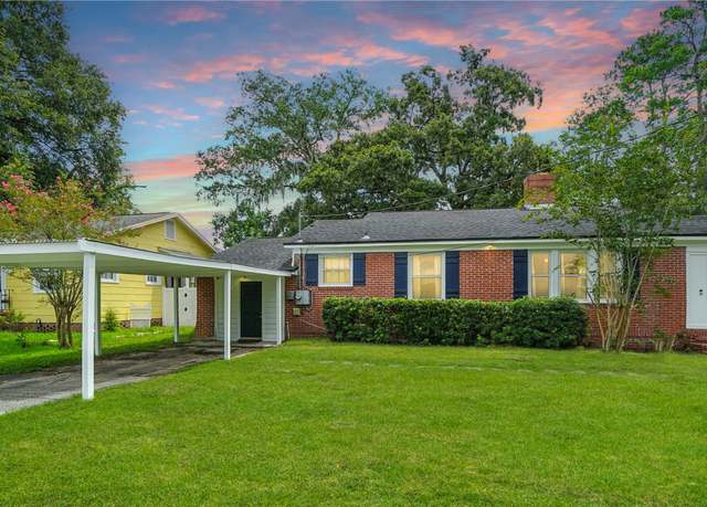Property at 3843 Orlando Cir W, Jacksonville, FL 32207, 2 beds, 1 bath