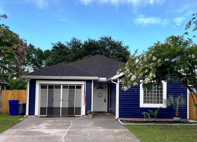 Property at 1140 N St Johns St, St. Augustine, FL 32084, 3 beds, 2 baths